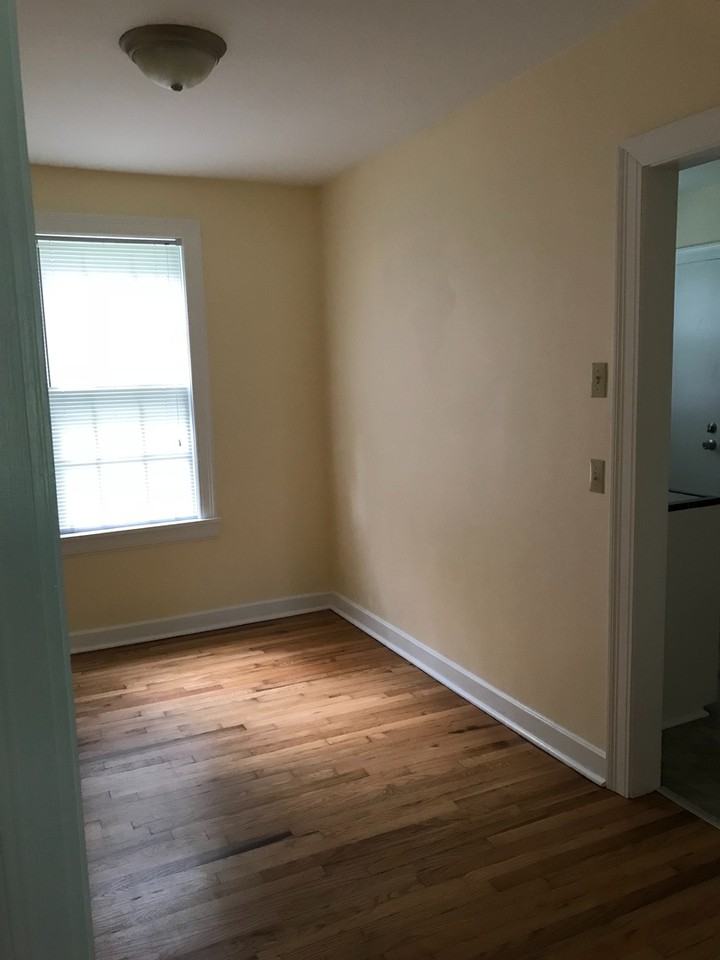 104 Spring Valley - Photo 3 of 6