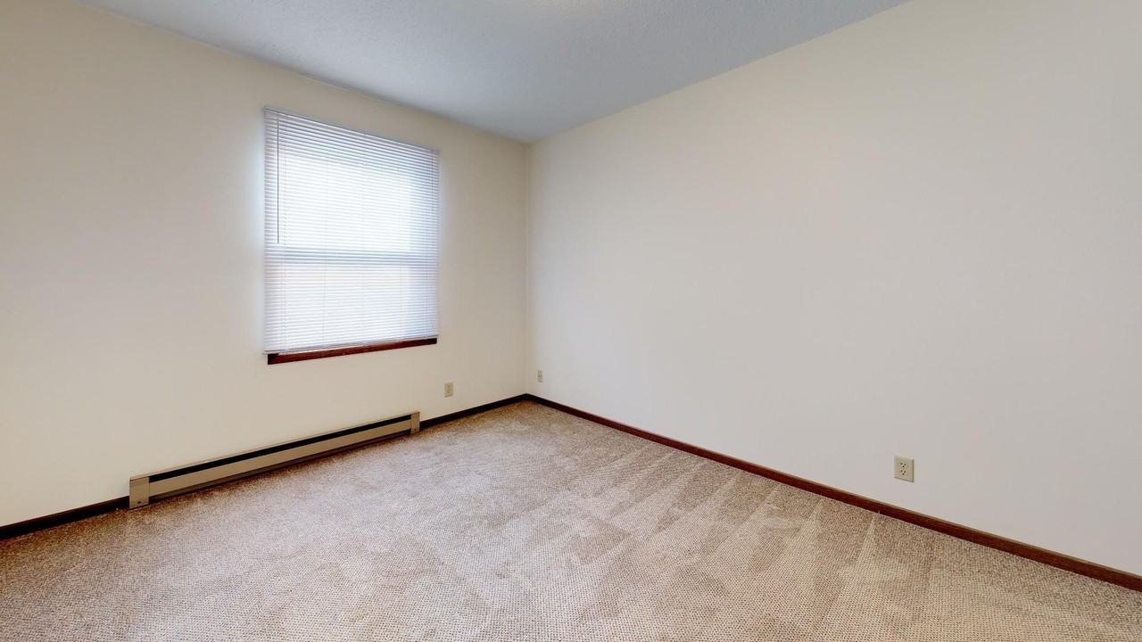 Grand Terrace Apartments (009) - Photo 4 of 5
