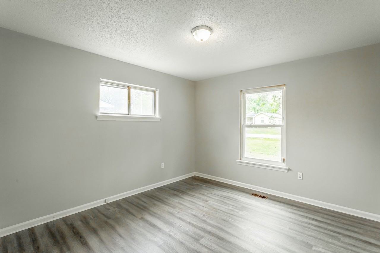 1534 Joiner Rd - Photo 2 of 43