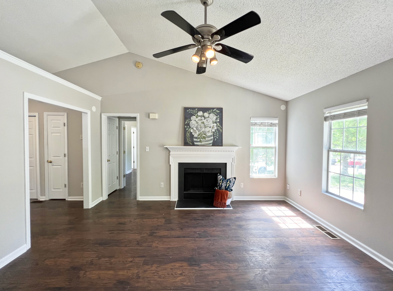 601 E Jones Ave - Photo 4 of 16