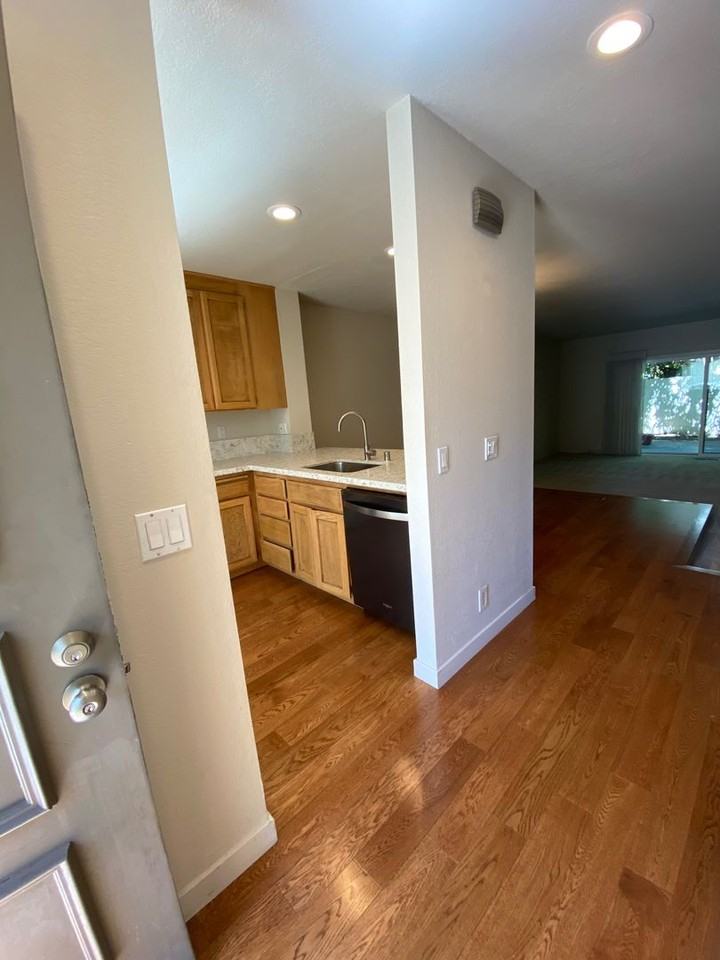 227 Sierra Vista Ave - Photo 6 of 33