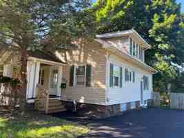 featured image of 127 W Main St