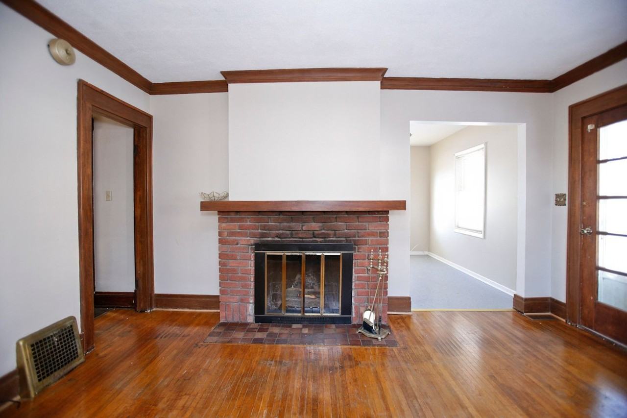 127 W Main St - Photo 5 of 44