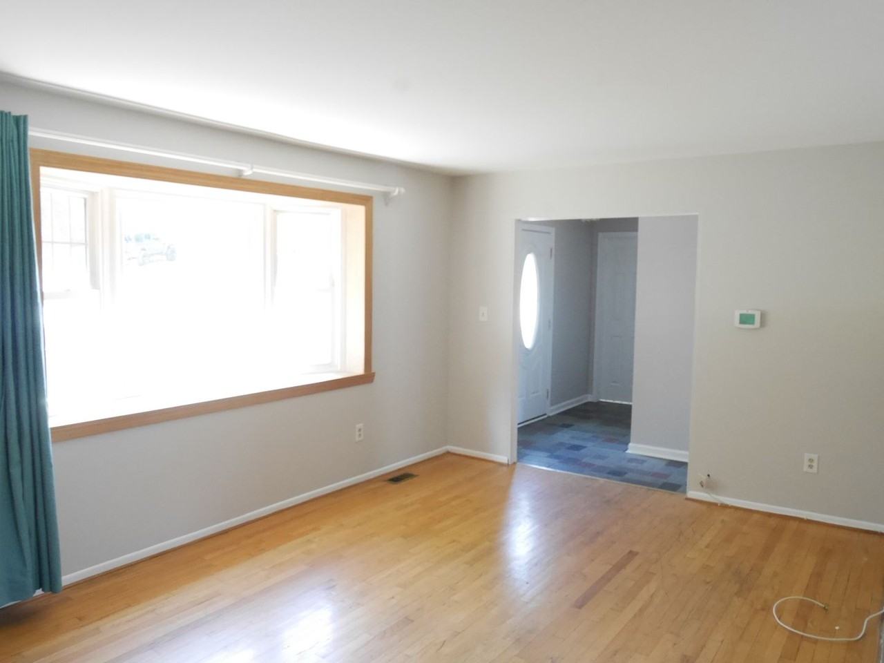 2315 Sandel Lane - Photo 3 of 41