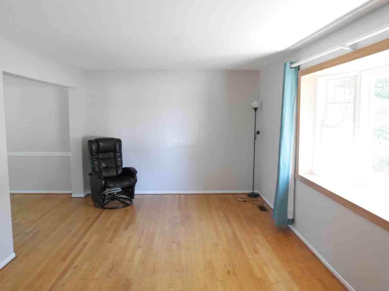 2315 Sandel Lane - Photo 4 of 41