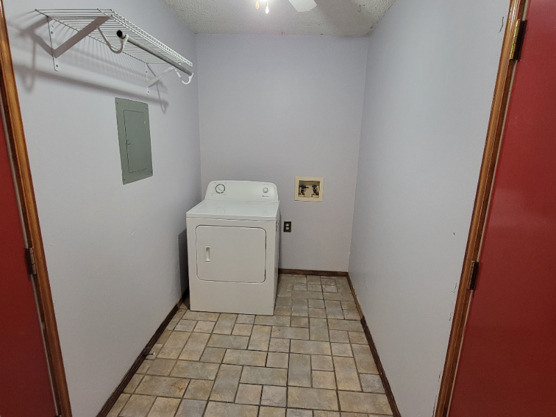 68 Hunsley Rd - Photo 5 of 10