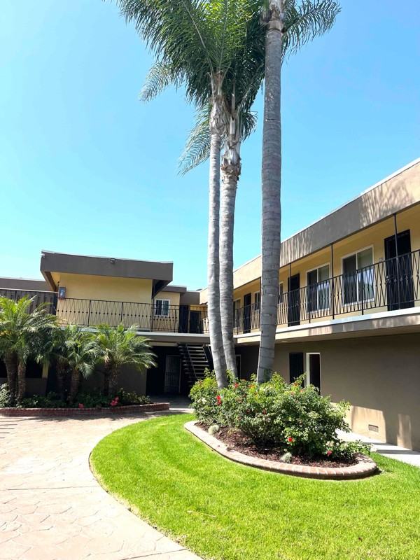 4020 W Rosecrans Ave #A - Photo 4 of 11