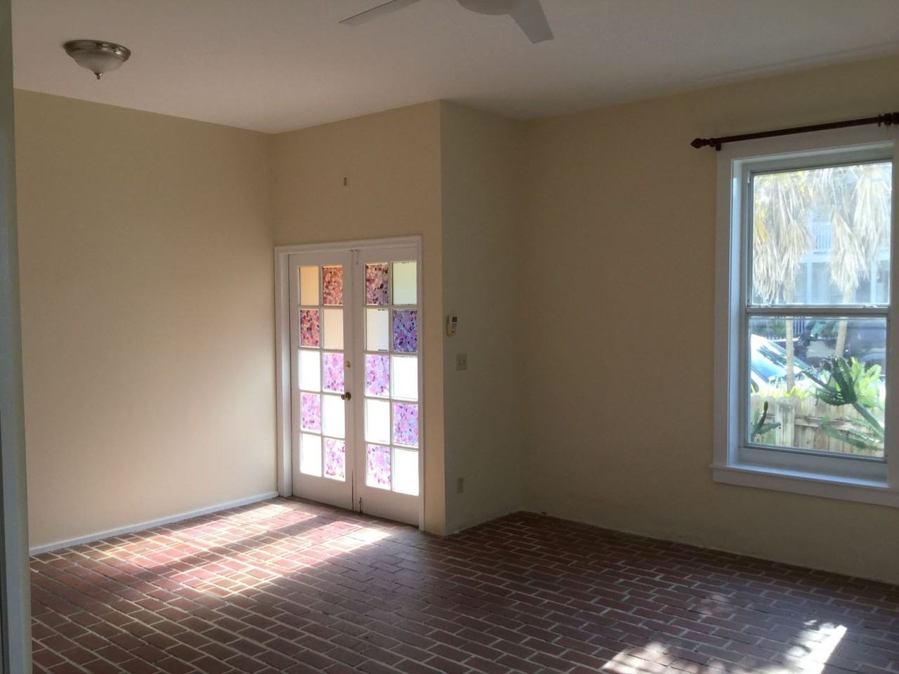 905 Grinnell - Photo 2 of 10