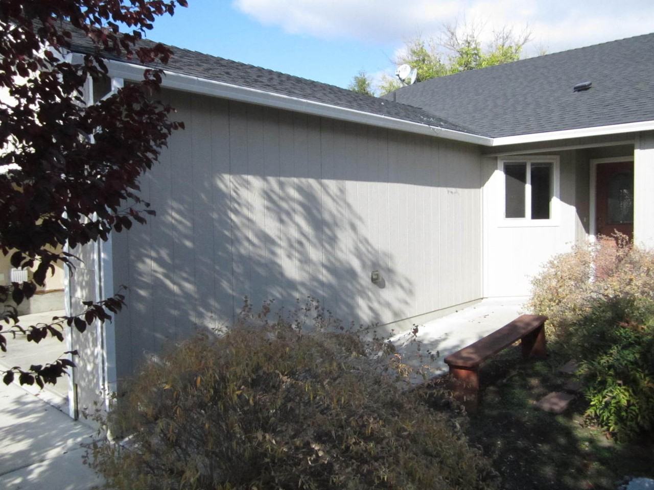 120 Cottonwood Dr - Photo 2 of 11