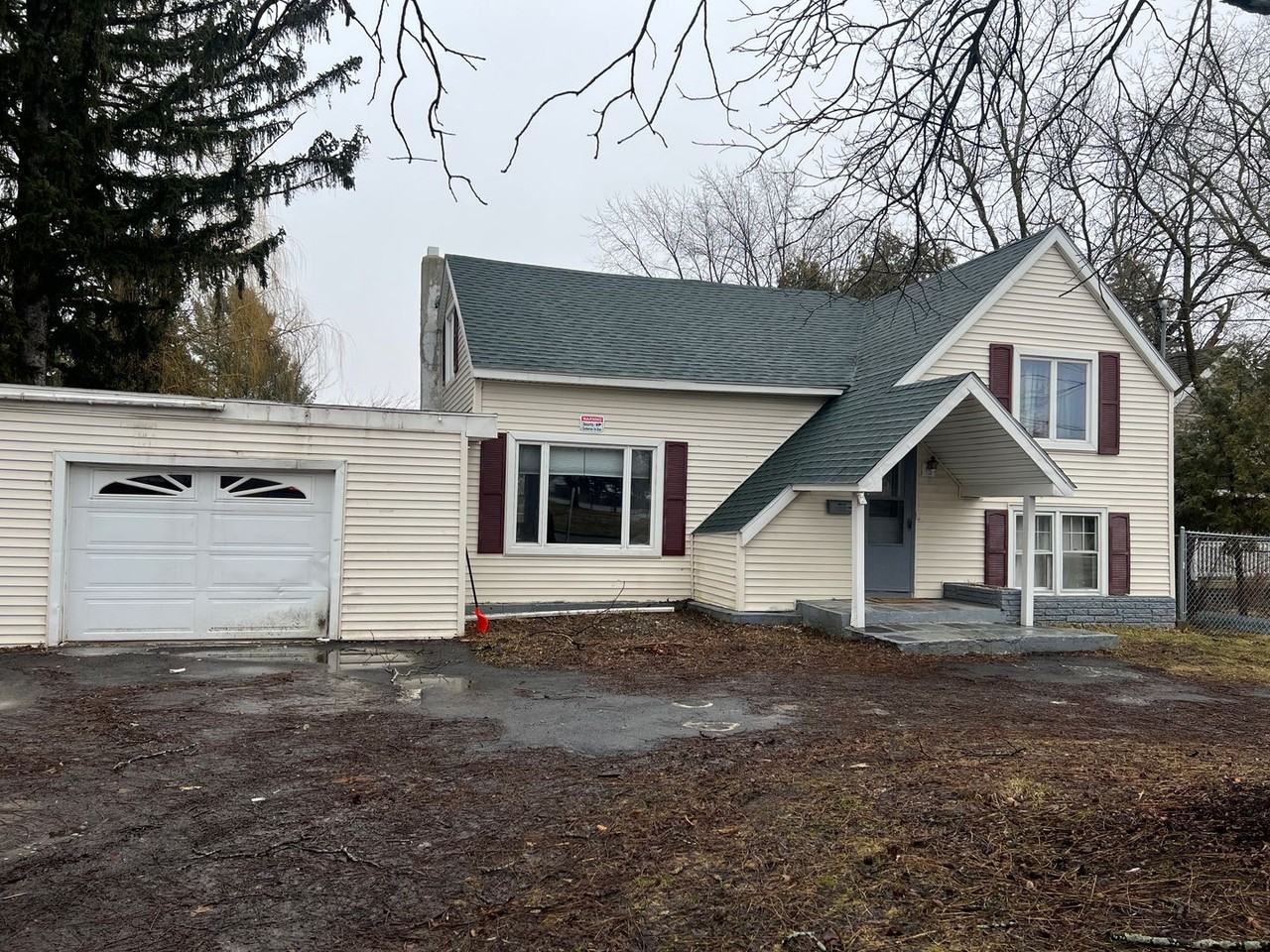 69 Leroy St - Photo 3 of 38