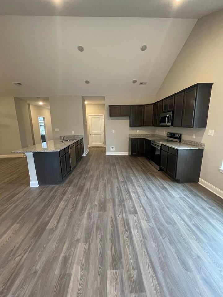 469 Creekside Way - Photo 2 of 21