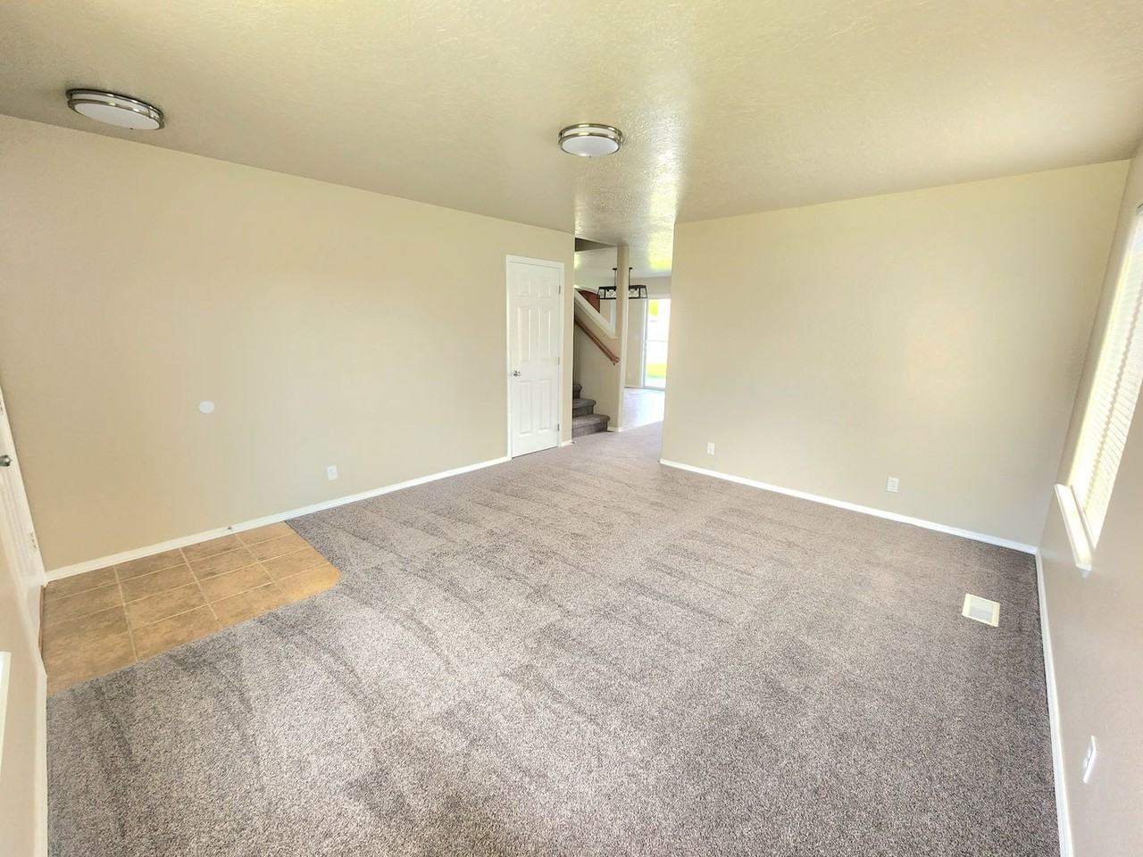 2517 Rankin Ct - Photo 4 of 39