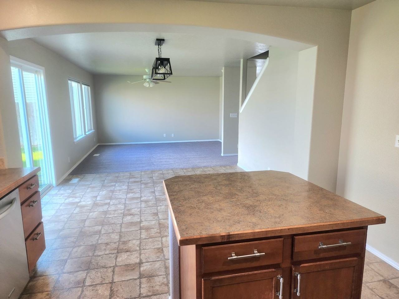 2517 Rankin Ct - Photo 7 of 39