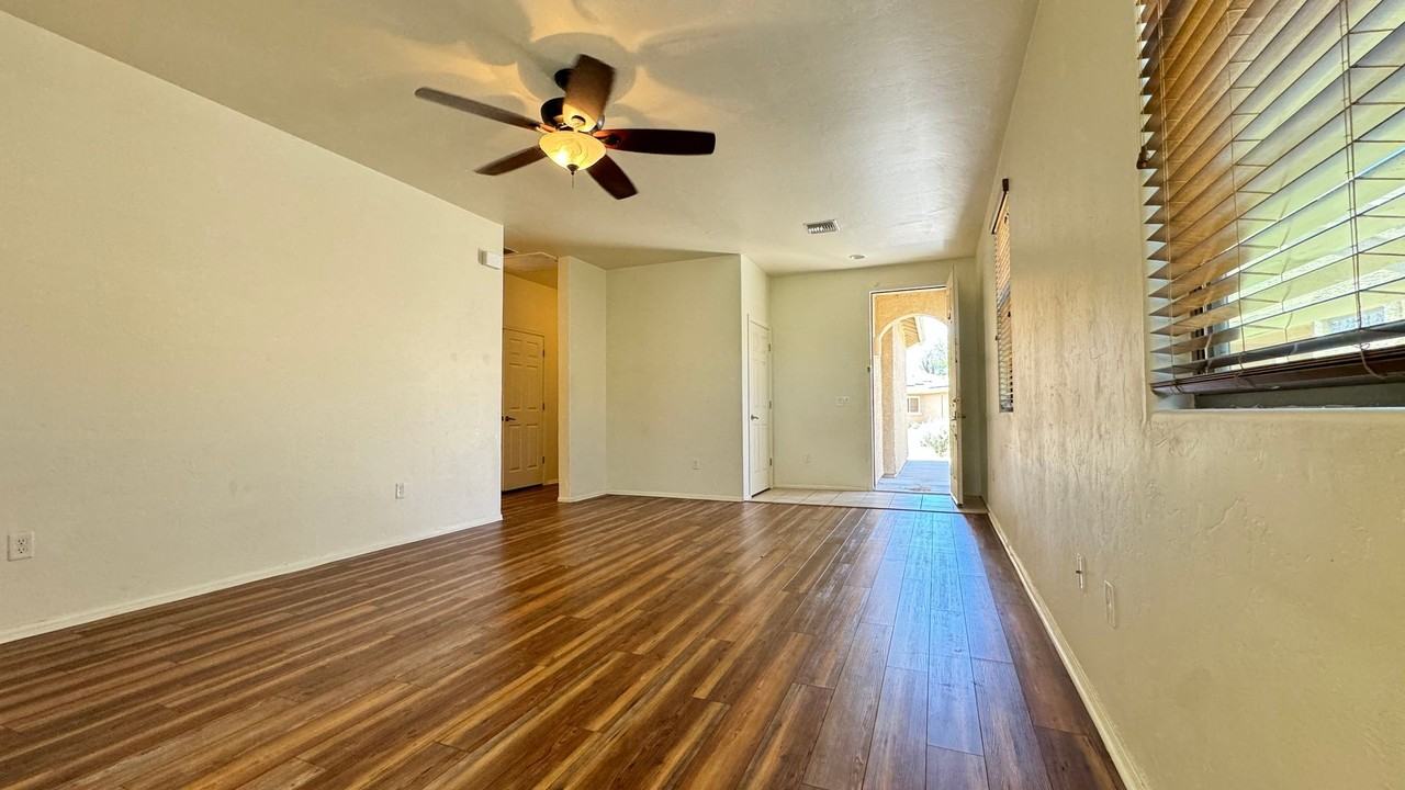 3243 S Lakeside Ridge Loop - Photo 6 of 16