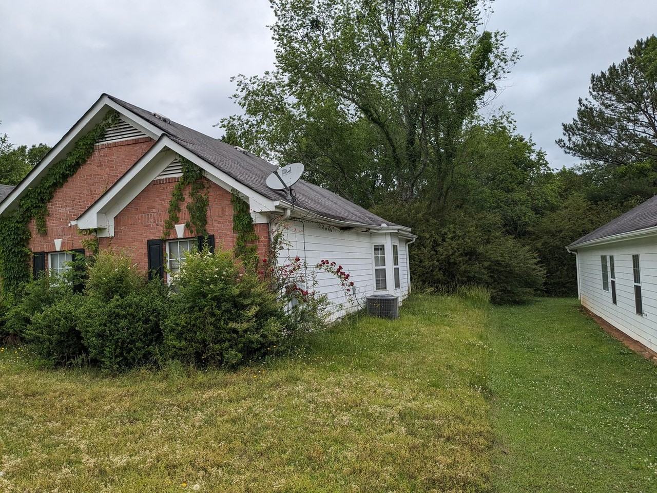 1780 Riverchase Cir Ne - Photo 3 of 6