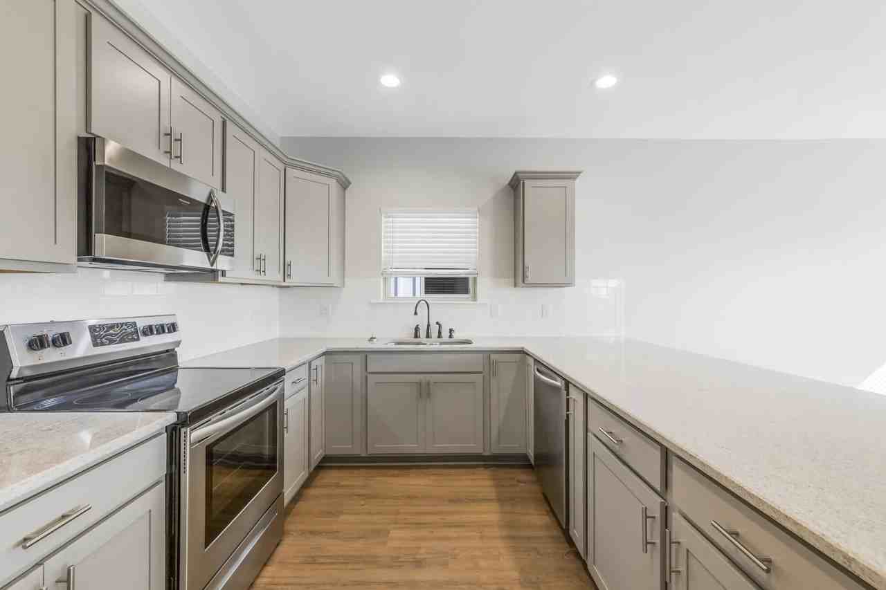 Cottages at Apartments 3089 James Ct, Lake Charles, LA