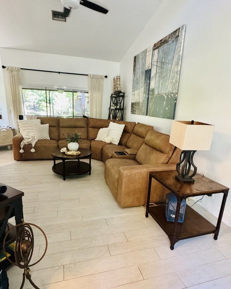 9364 Chelsea Dr S #NA - Photo 3 of 29