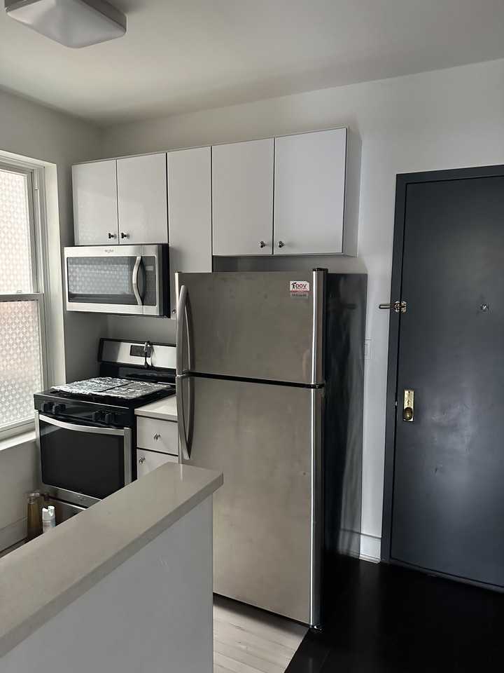 109 Brighton 11th St #3R - Photo 3 of 3