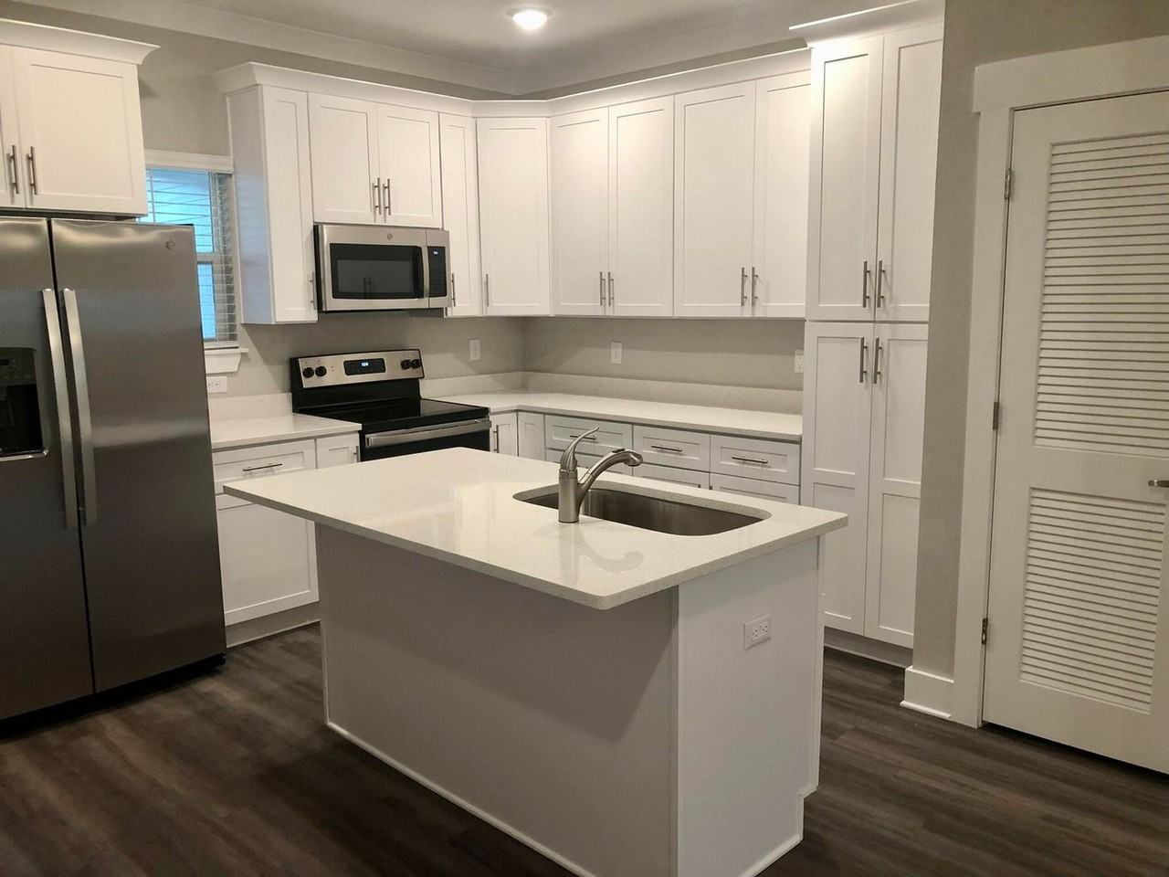 276 Date Palm Ln #276 - Photo 4 of 10