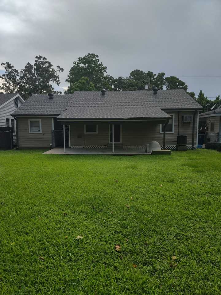 113 Thelma Dr #NA - Photo 2 of 3