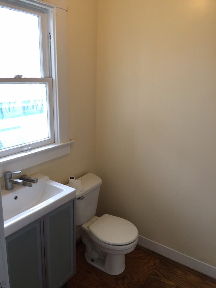 112 E Courtland Pl #2 - Photo 7 of 12