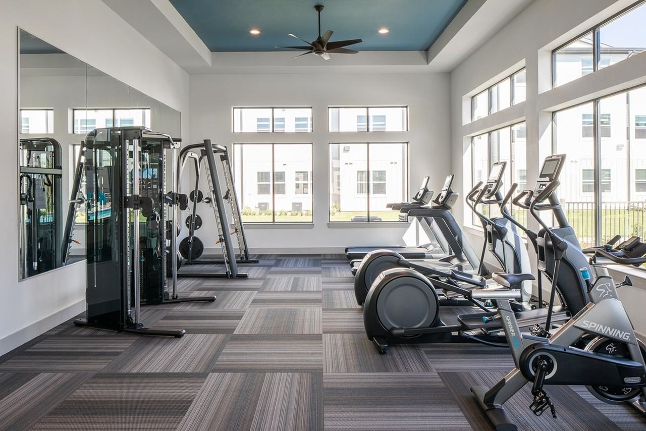 The Standard at Copperfield - Photo 6 of 21
