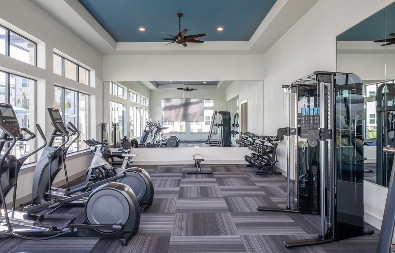 The Standard at Copperfield - Photo 6 of 19