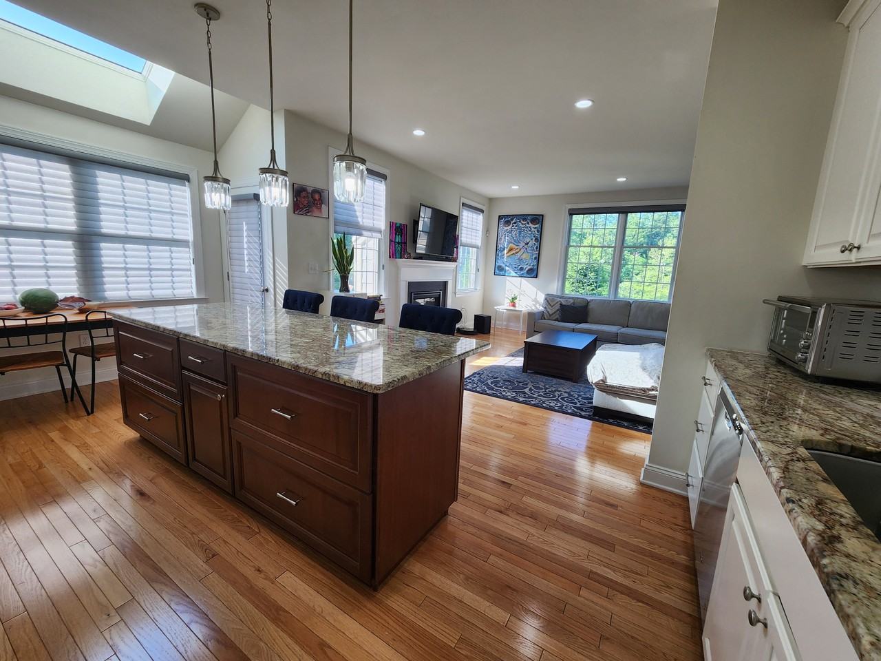 7 Binger Way - Photo 3 of 35