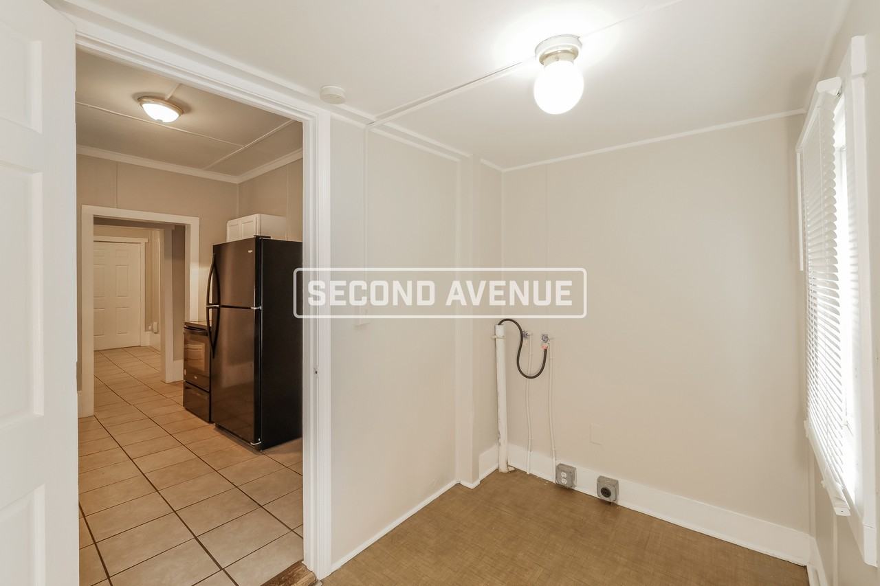 3601 E 27th St - Photo 5 of 25