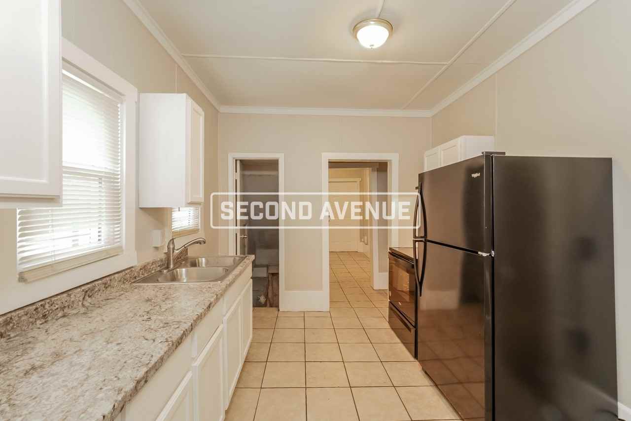 3601 E 27th St - Photo 6 of 25