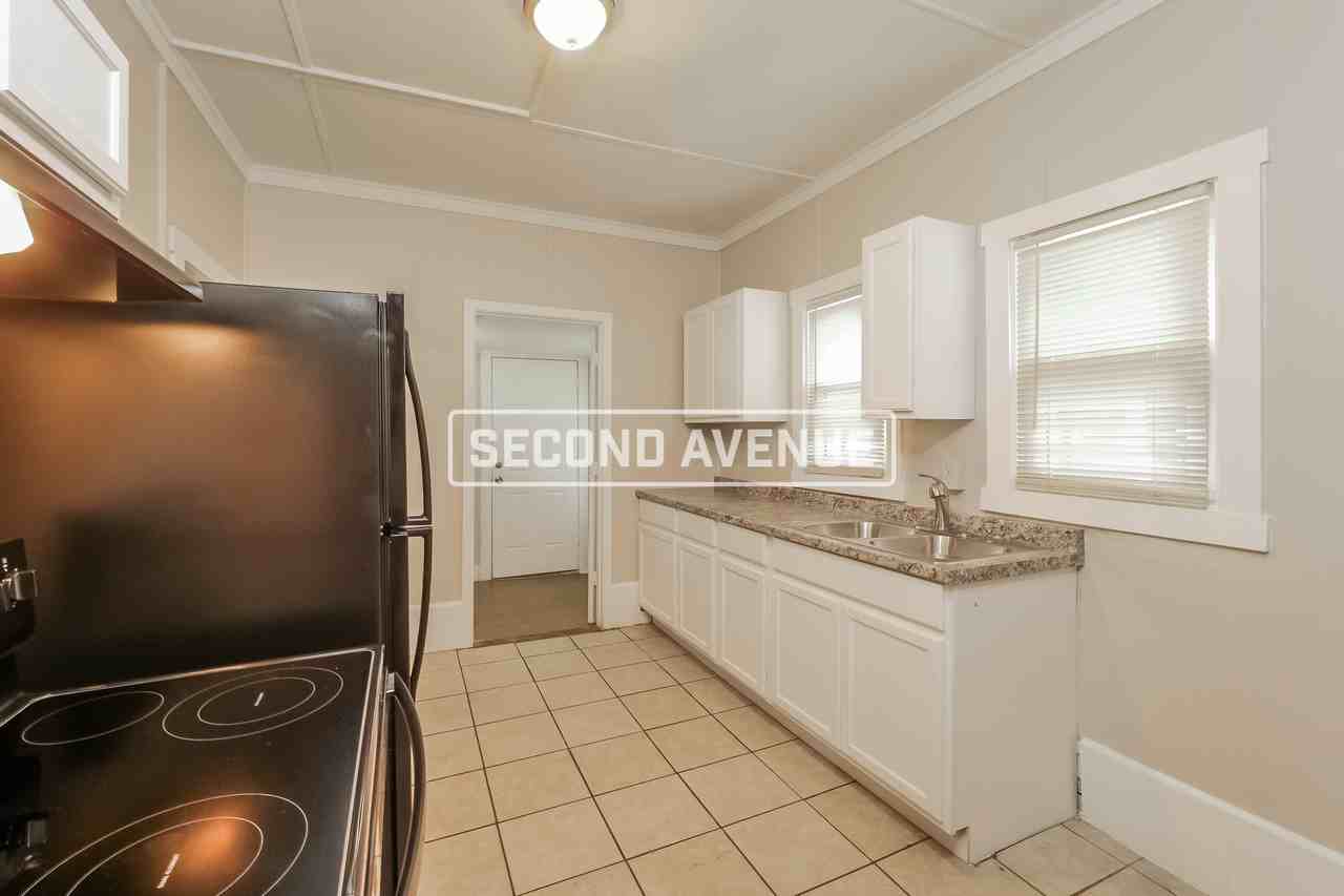 3601 E 27th St - Photo 7 of 25