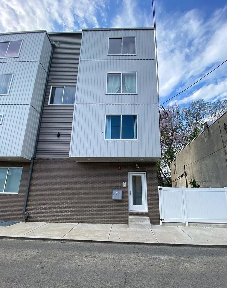 36th St N 623 - Photo 2 of 45