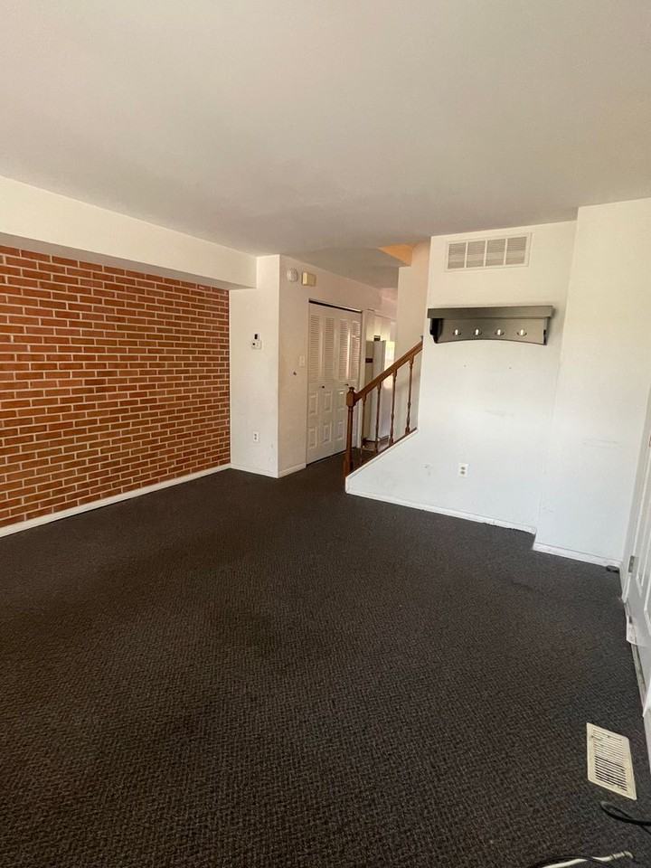 28 N Wolfe St - Photo 2 of 28