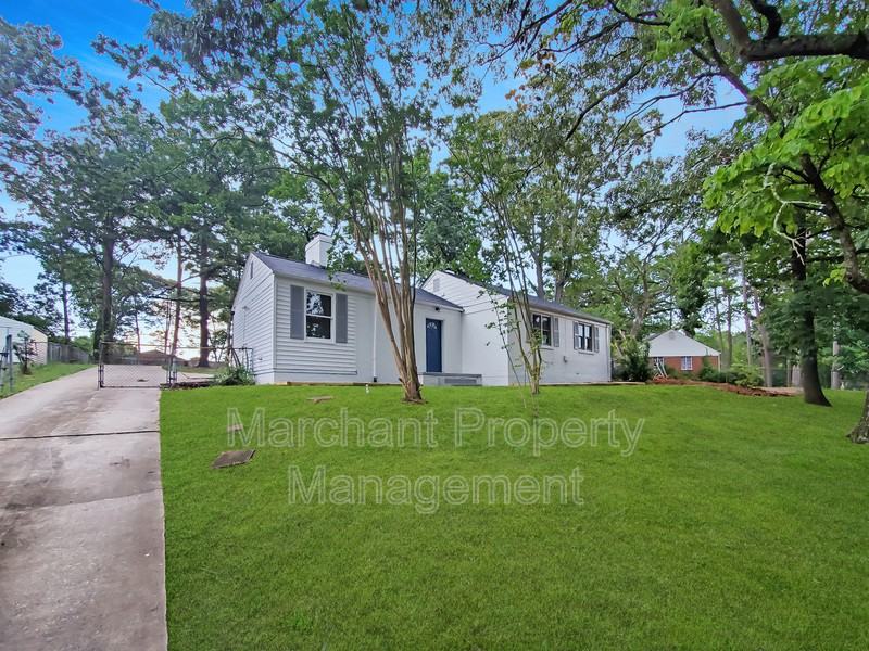 4 Brookforest Dr - Photo 3 of 22