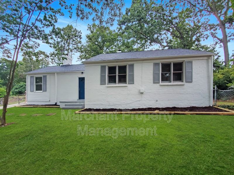 4 Brookforest Dr - Photo 4 of 22