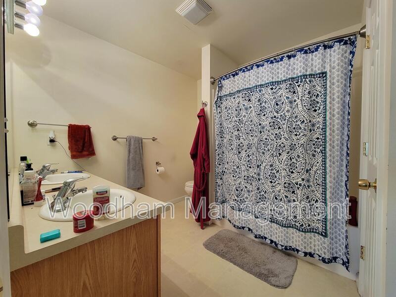 184 Droulliard Ave - Photo 6 of 11