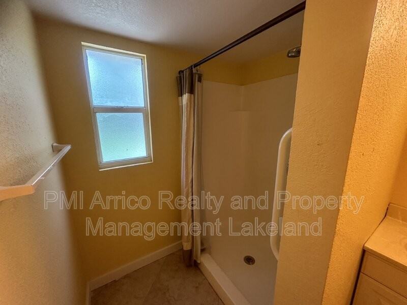 721 W Socrum Loop Rd - Photo 4 of 12