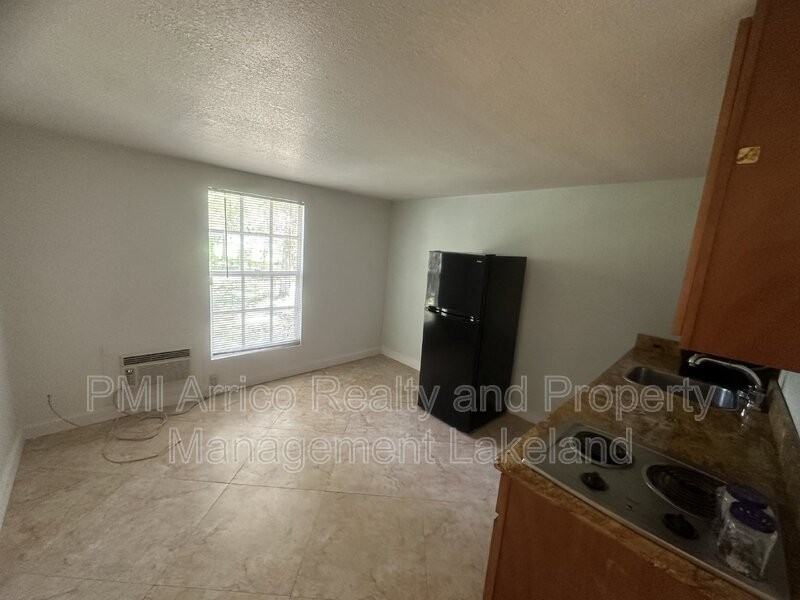 721 W Socrum Loop Rd - Photo 5 of 12