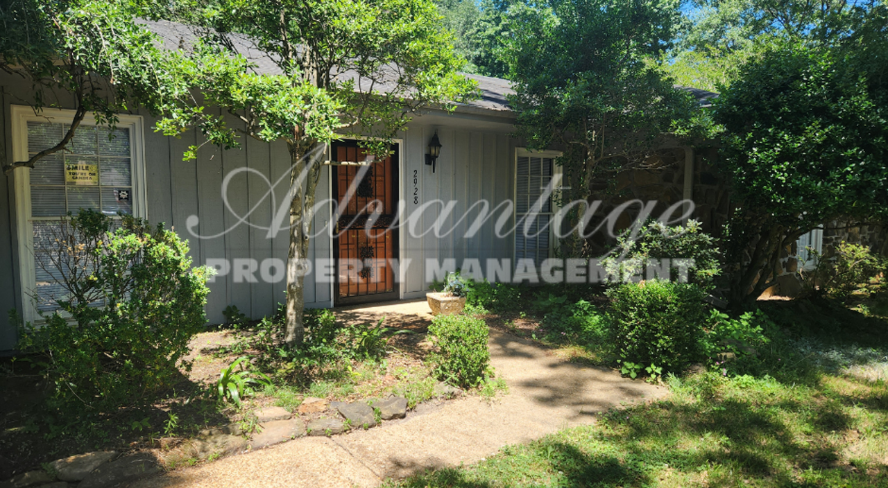 2928 Cross Village Cv - Photo 3 of 18