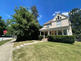 featured image of 803 Highland Ave