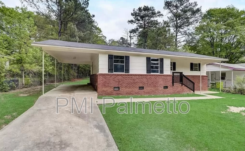 329 Saddlefield Rd - Photo 3 of 21