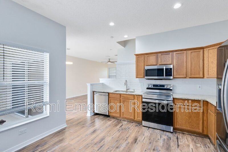 14041 Wild Majestic St - Photo 4 of 28