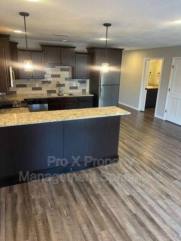 1314 S Lexington Ave #C - Photo 5 of 16