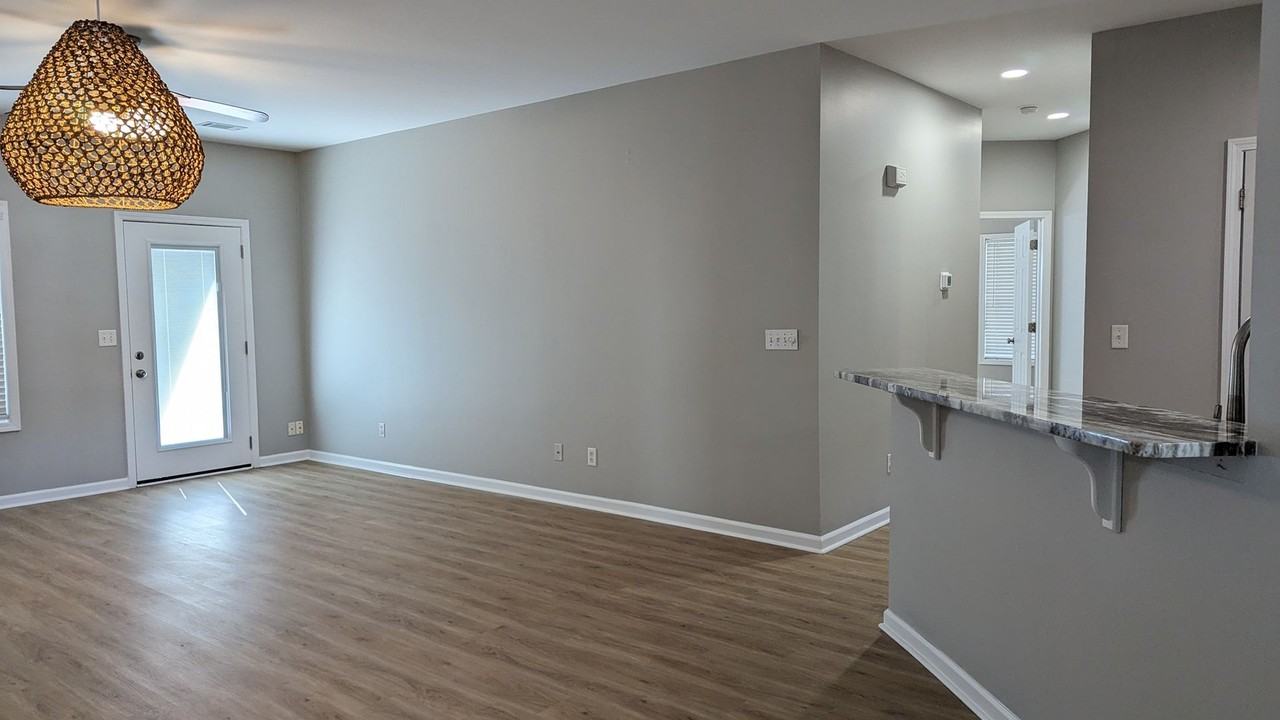 Paddington #9 - Photo 3 of 17