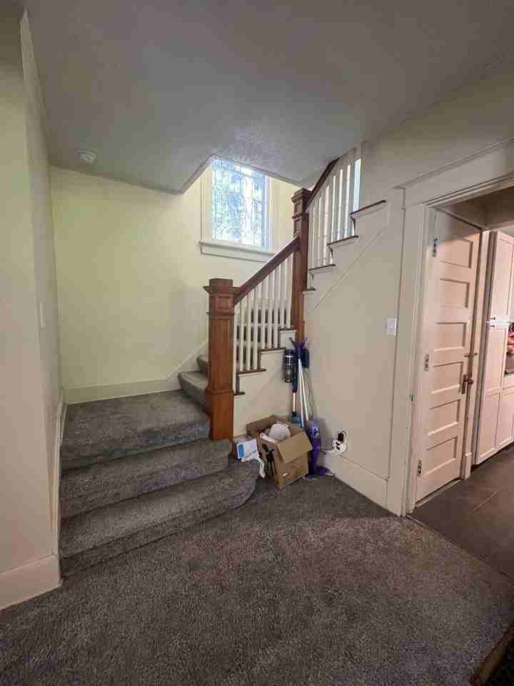 412 Ash Ave - Photo 5 of 38