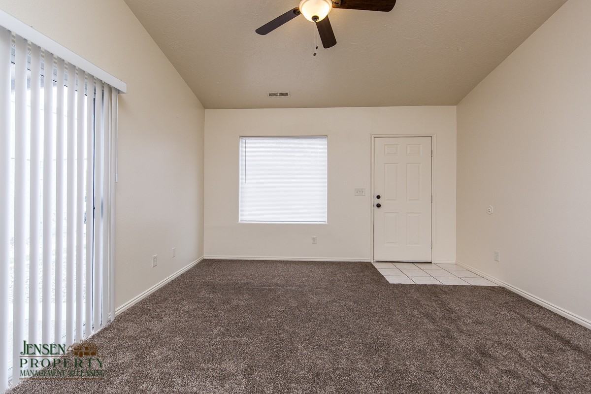 1042 N 1340 West Cir #2 - Photo 6 of 20