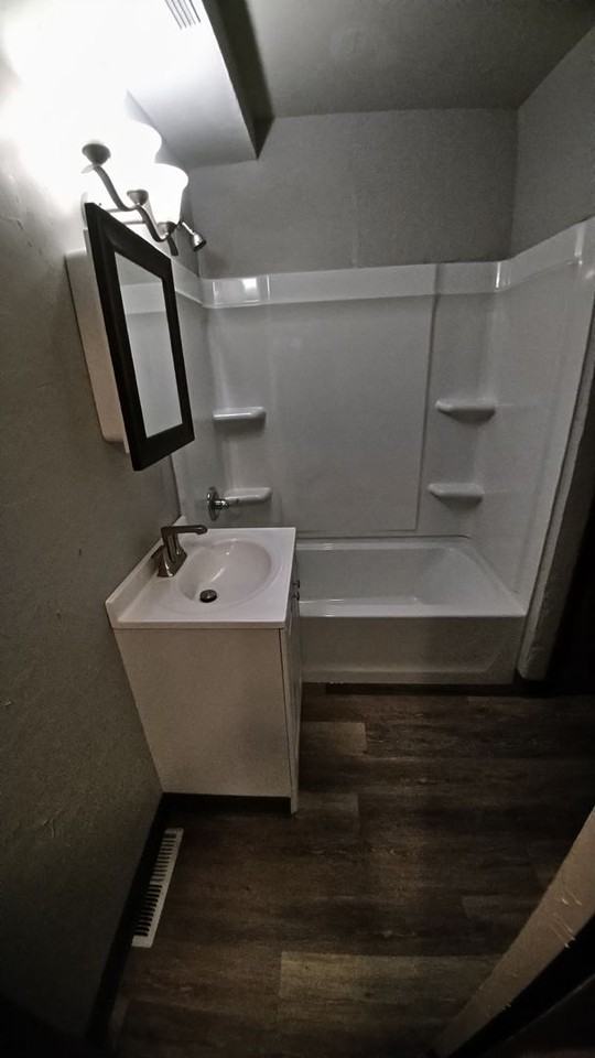 Doty - Photo 3 of 28