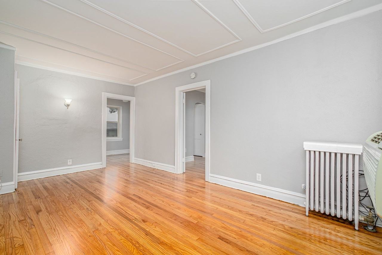 428-432 Park Blvd Apartments - Photo 4 of 14