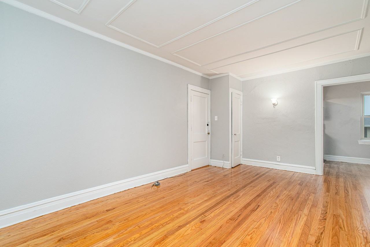 428-432 Park Blvd Apartments - Photo 5 of 14