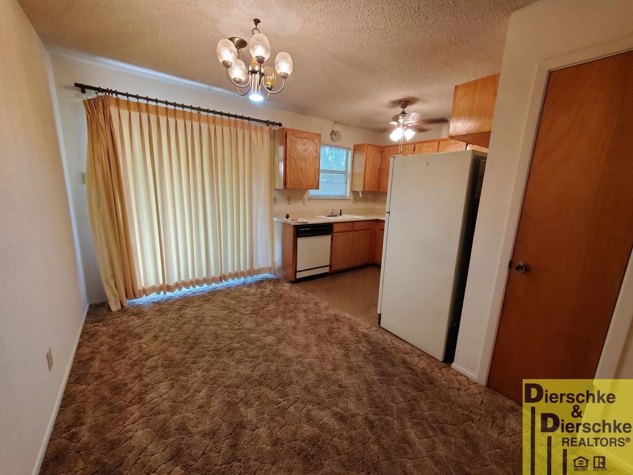 33 Terrace Dr - Photo 7 of 17